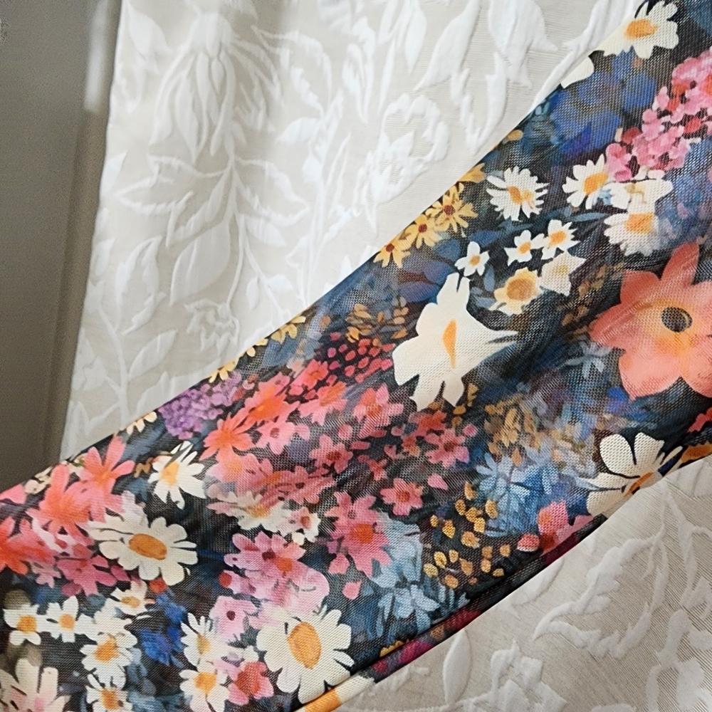 Floral Long Sleeve Top, See Through 92% Polyester ☆ 8% Spandex. - Picture 6 of 9